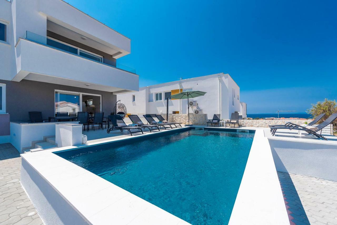Adris 2 Luxury Modern Apartment With A Pool Novalja Ngoại thất bức ảnh